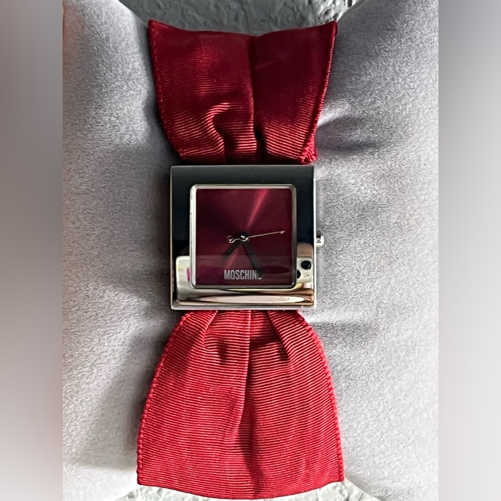MOSCHINO TIME 4 RIBBON red ladies watch